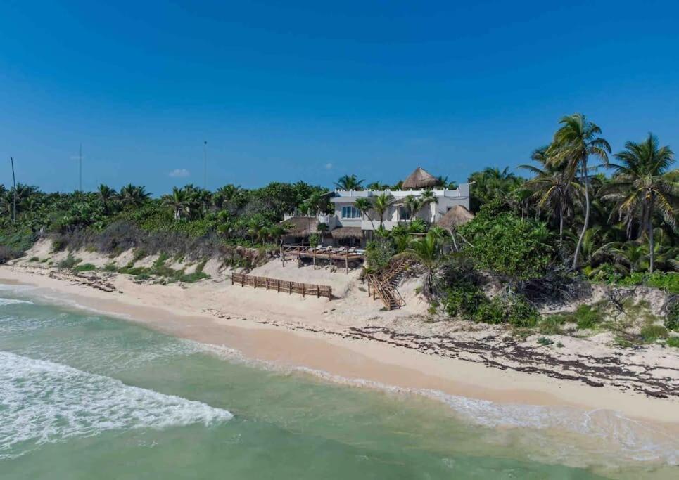 Luxury 5-Br Beachfront Home In Tulum Casa Sofia Gato Exterior photo