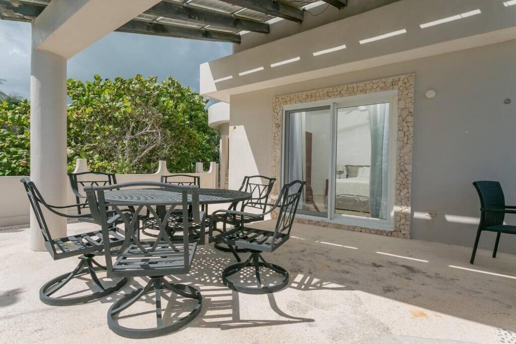 Luxury 5-Br Beachfront Home In Tulum Casa Sofia Gato Exterior photo