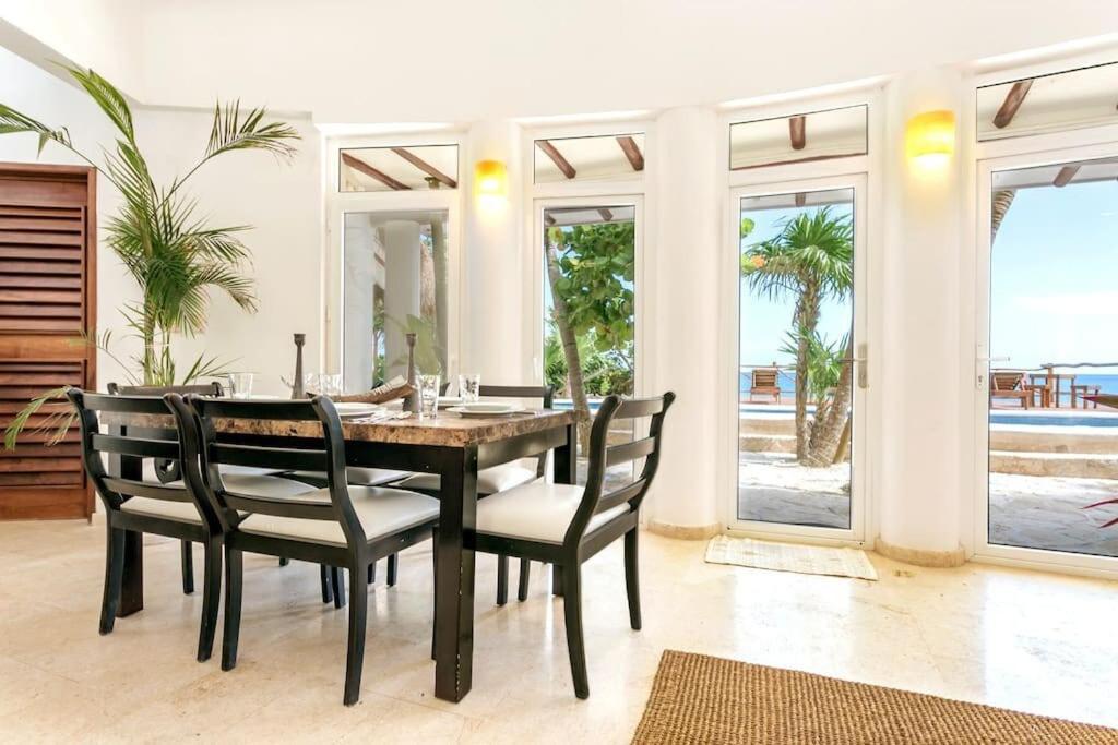 Luxury 5-Br Beachfront Home In Tulum Casa Sofia Gato Exterior photo